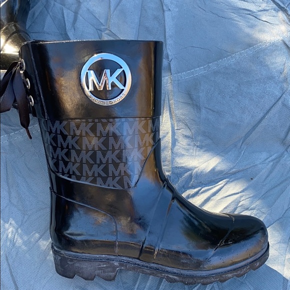 Michael lots rain boots in black size 13 for kid - Picture 8 of 9